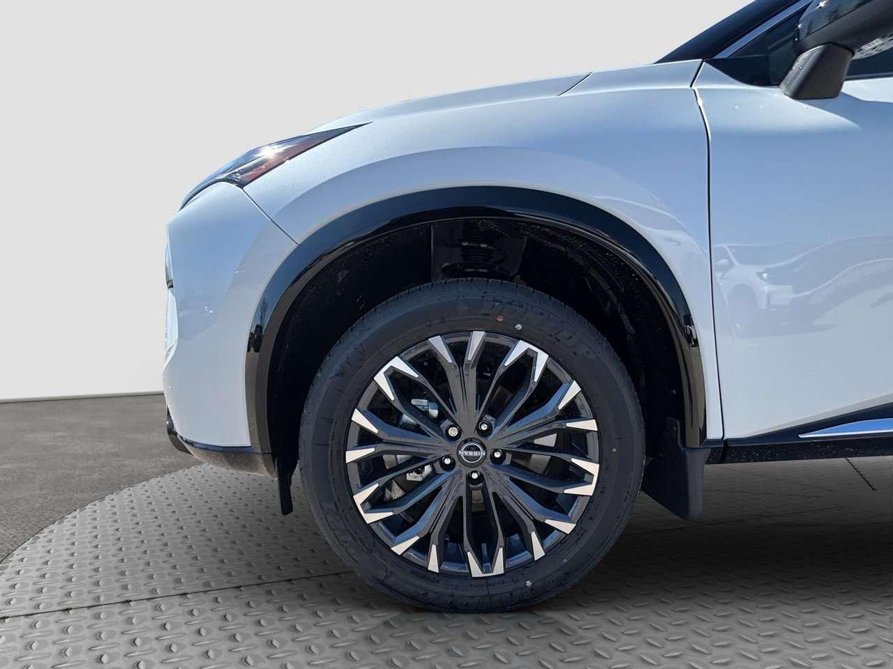 2026 Nissan Rogue Platinum DEMO REDUCED! Photo