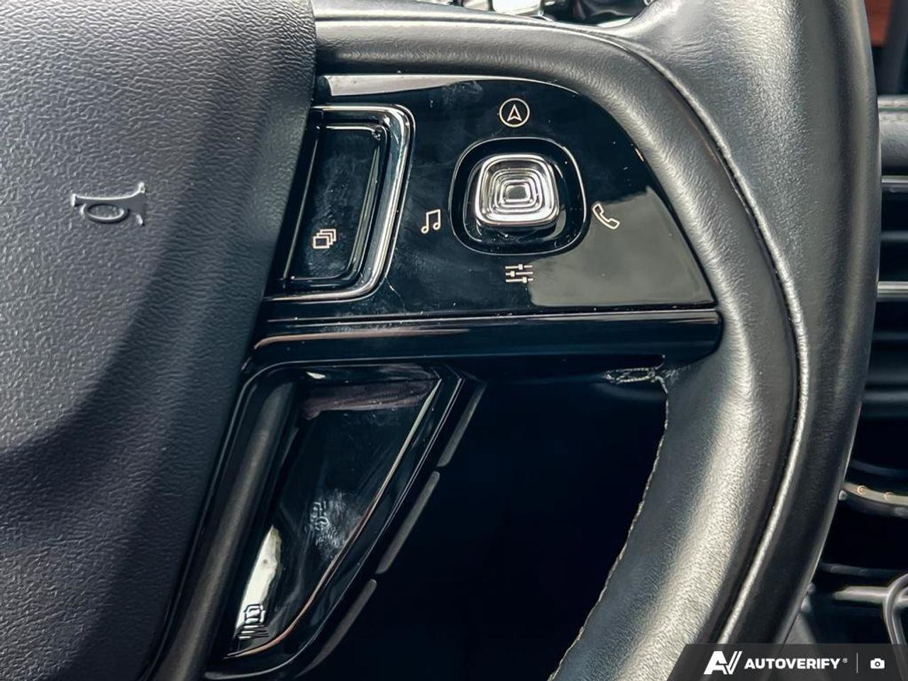 2020 Lincoln Corsair Reserve   HTD STEER WHEEL   LTHR   HTD SEATS Photo
