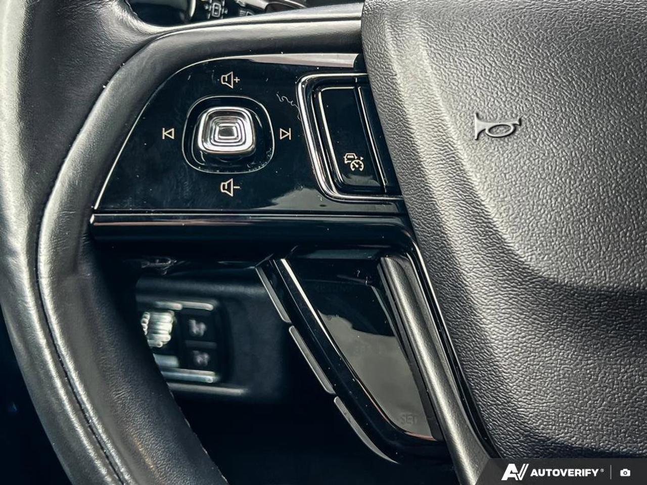2020 Lincoln Corsair Reserve   HTD STEER WHEEL   LTHR   HTD SEATS Photo