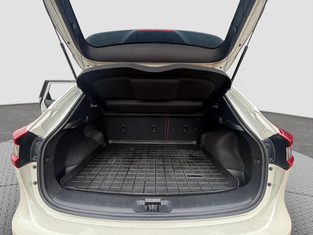 2021 Nissan Qashqai SL PLATINUM PACKAGE Photo