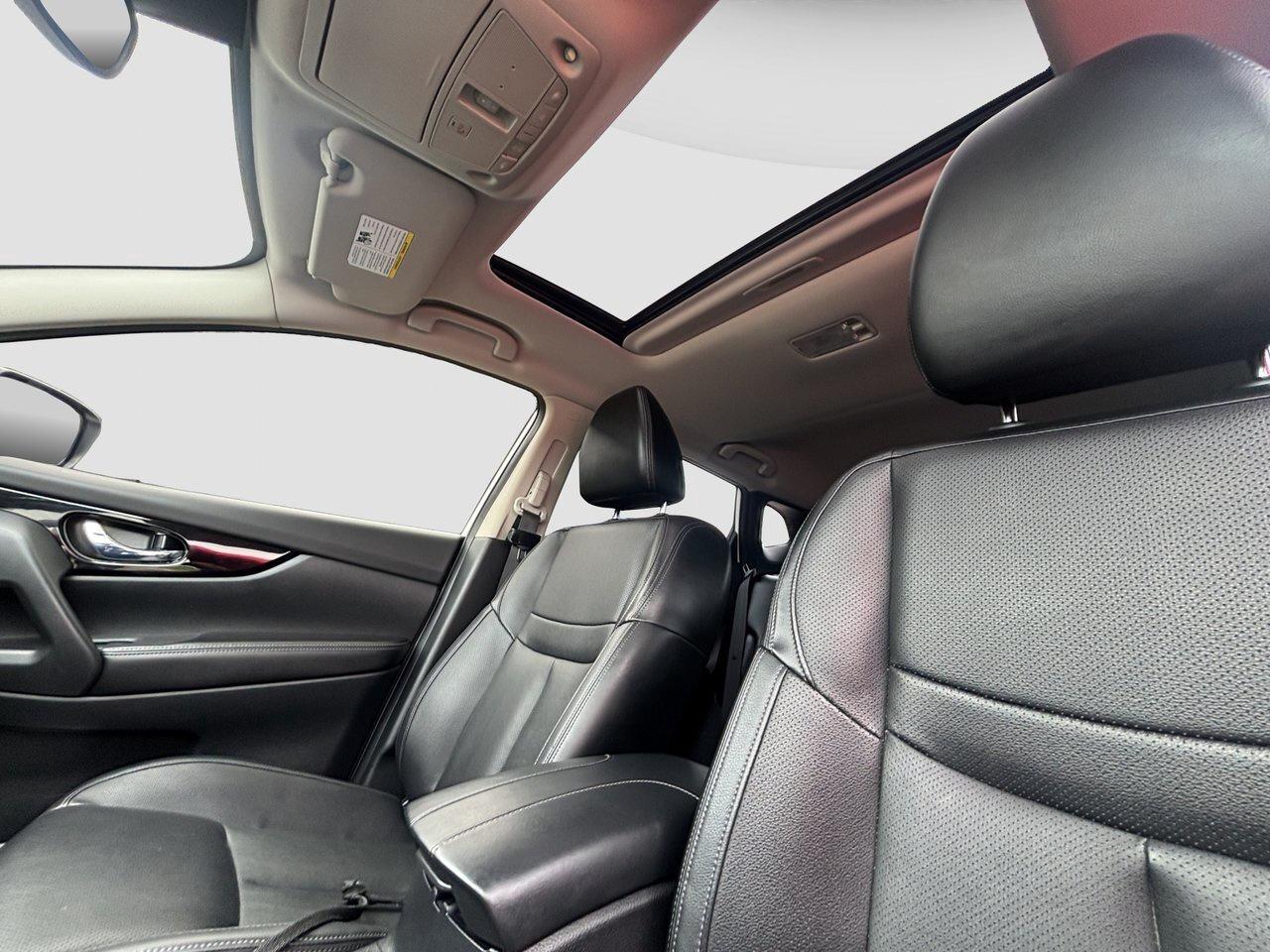 2021 Nissan Qashqai SL PLATINUM PACKAGE Photo