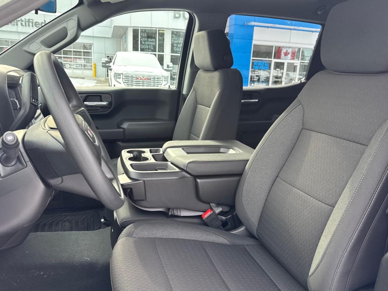2026 GMC Sierra 1500 Crew Cab Short Box 4-Wheel Drive Pro Photo