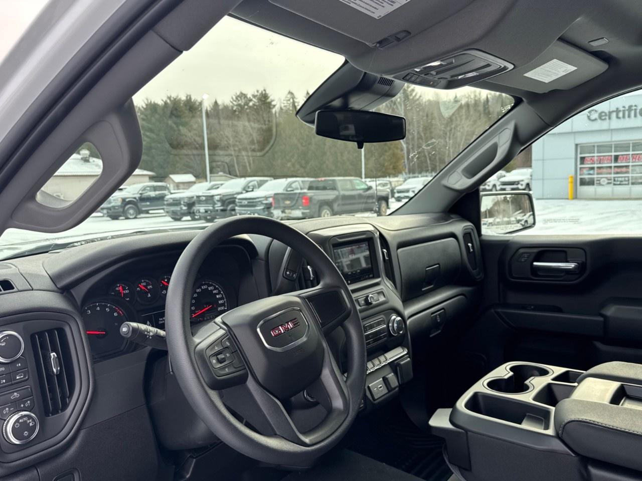 2026 GMC Sierra 1500 Crew Cab Short Box 4-Wheel Drive Pro Photo