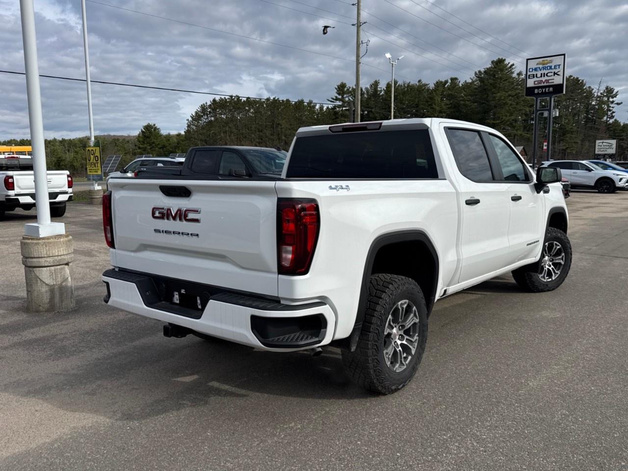 2026 GMC Sierra 1500 Crew Cab Short Box 4-Wheel Drive Pro Photo