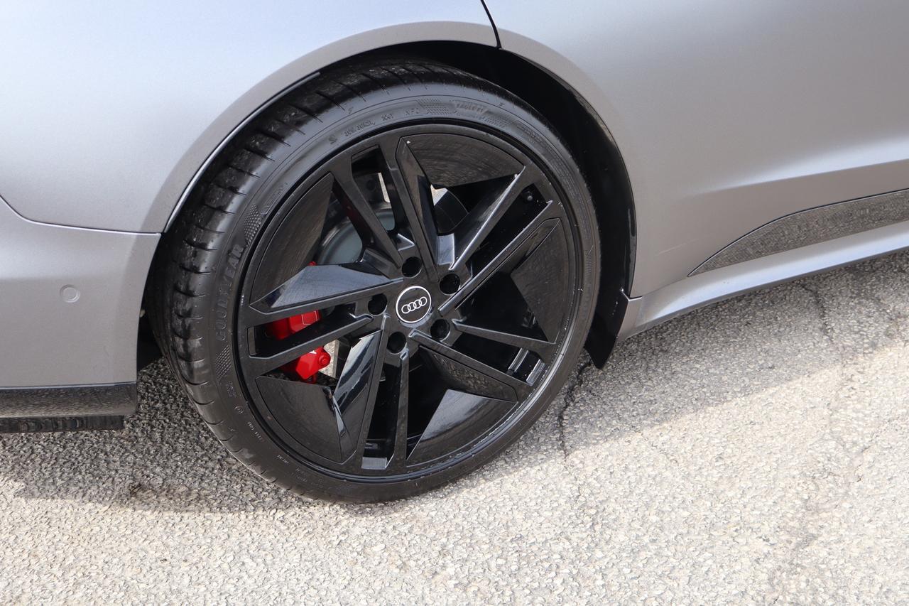 2022 Audi RS e-tron GT quattro   No Accident   Clean Carfax   Carbon F Photo