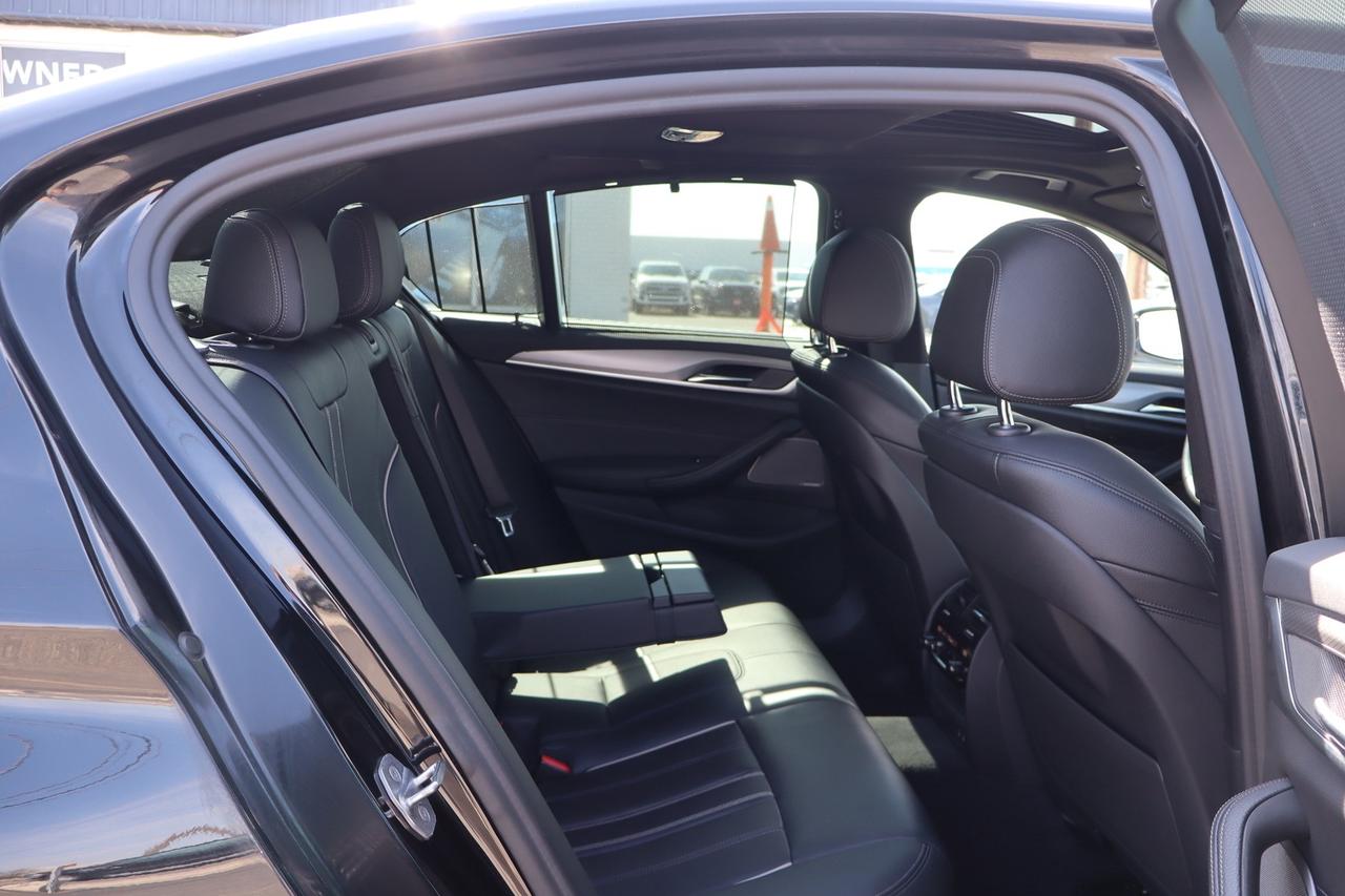 2020 BMW 5 Series 530i xDrive Photo