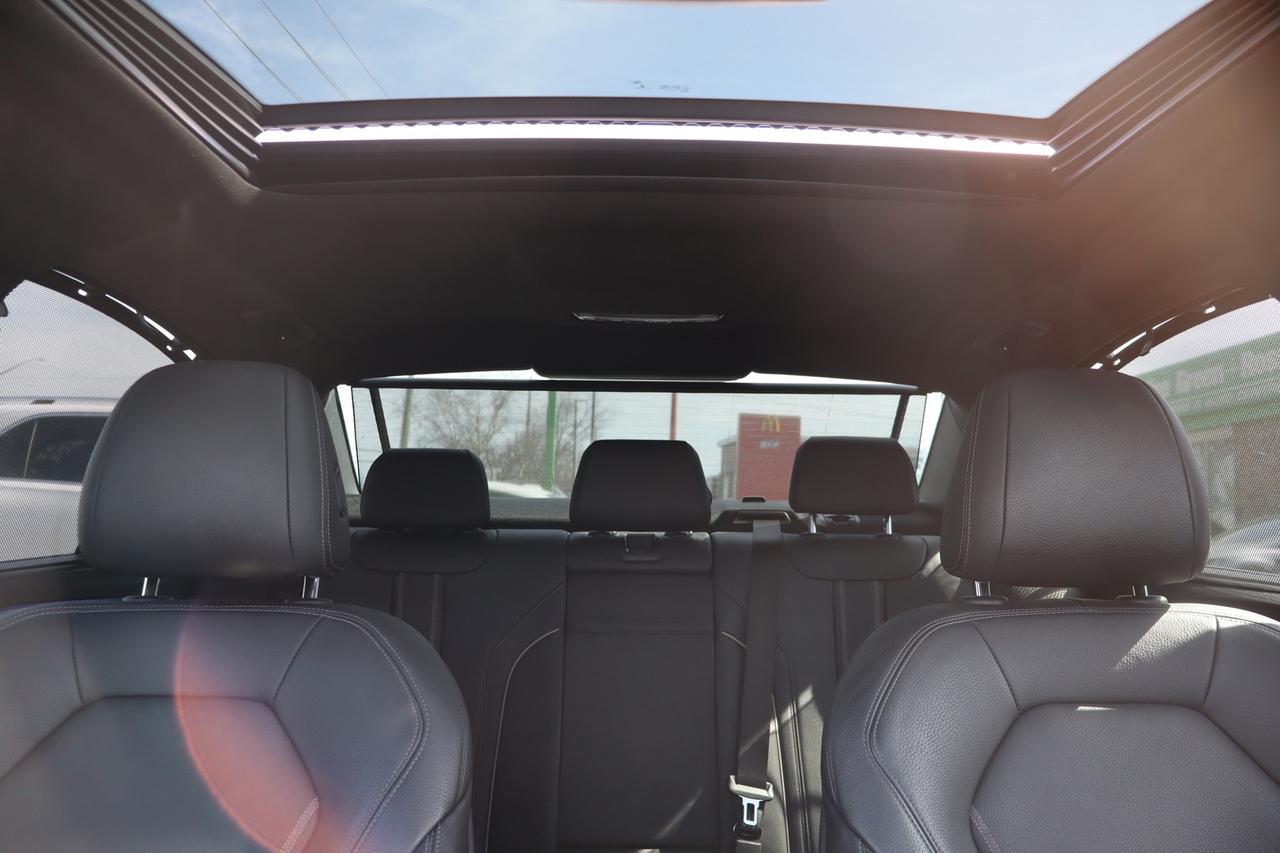 2020 BMW 5 Series 530i xDrive Photo