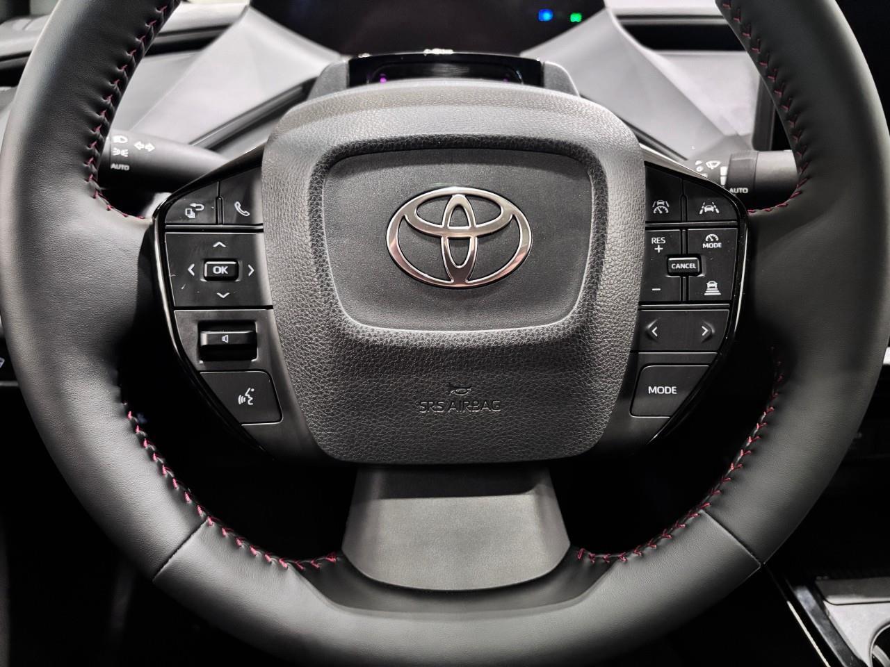 2024 Toyota Prius Prime XSE Premium Photo