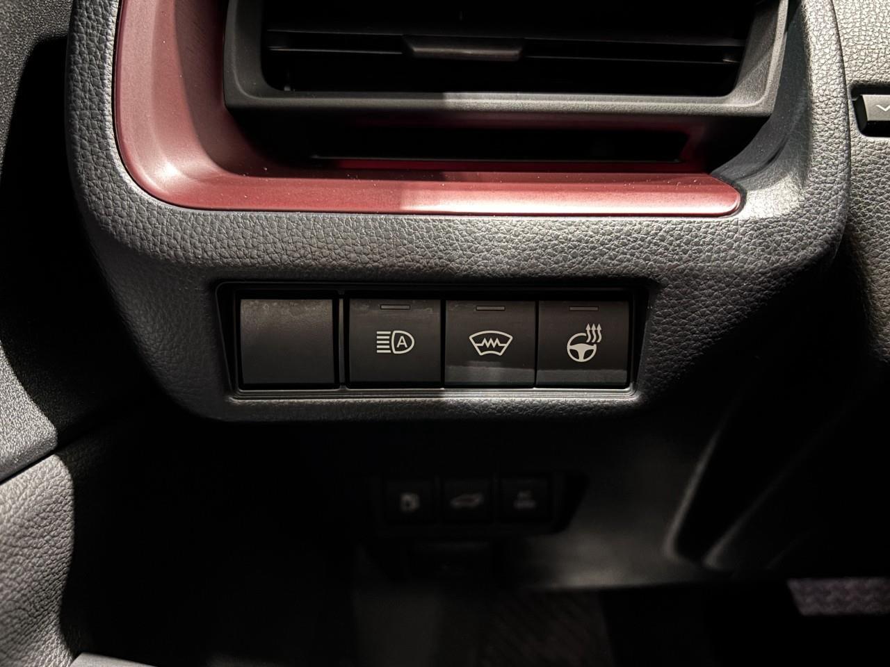 2024 Toyota Prius Prime XSE Premium Photo