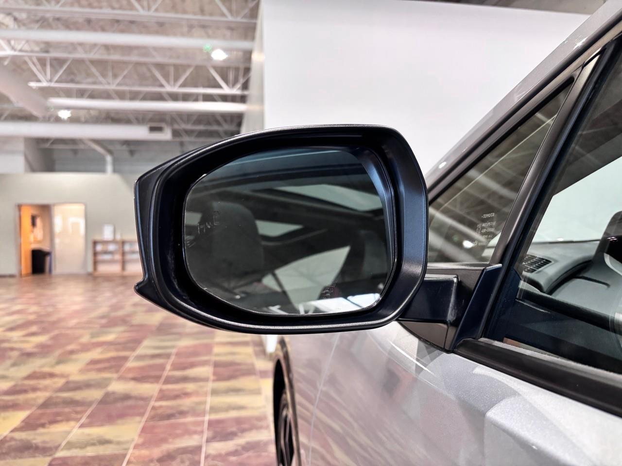 2024 Toyota Prius Prime XSE Premium Photo