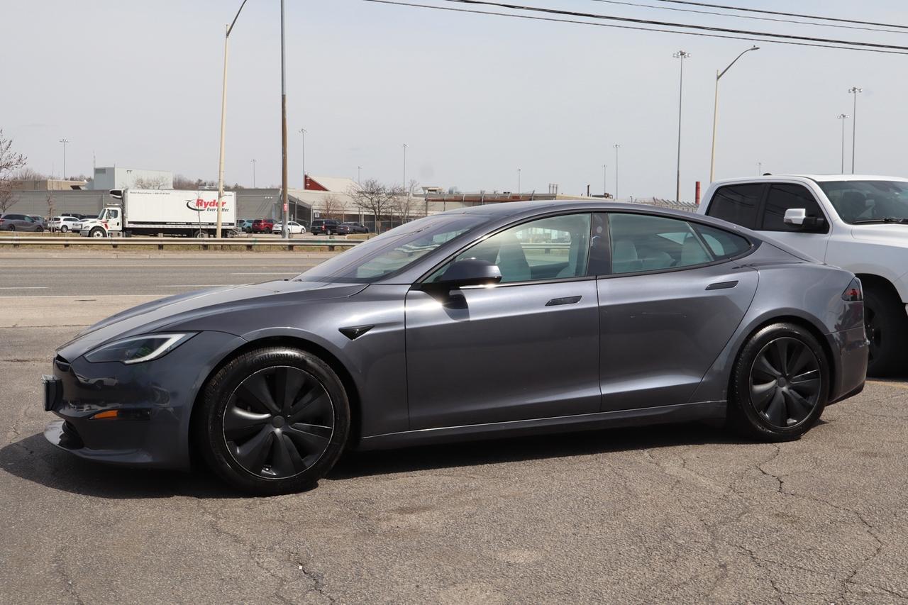 2022 Tesla Model S Long Range   Dual Motor   Yoke Steering   White In Photo