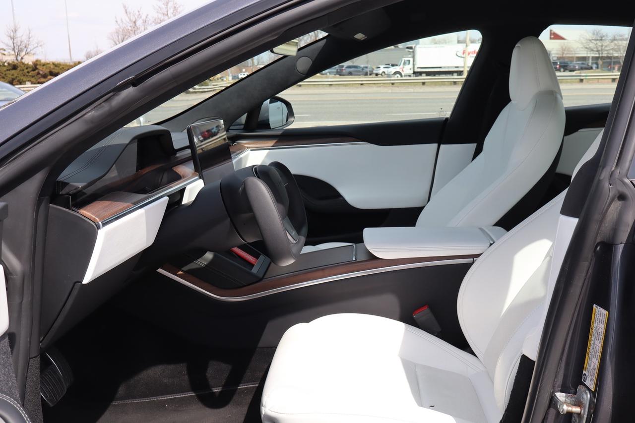 2022 Tesla Model S Long Range   Dual Motor   Yoke Steering   White In Photo