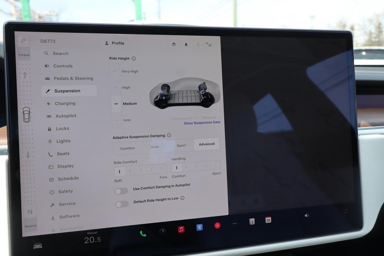 2022 Tesla Model S Long Range   Dual Motor   Yoke Steering   White In Photo