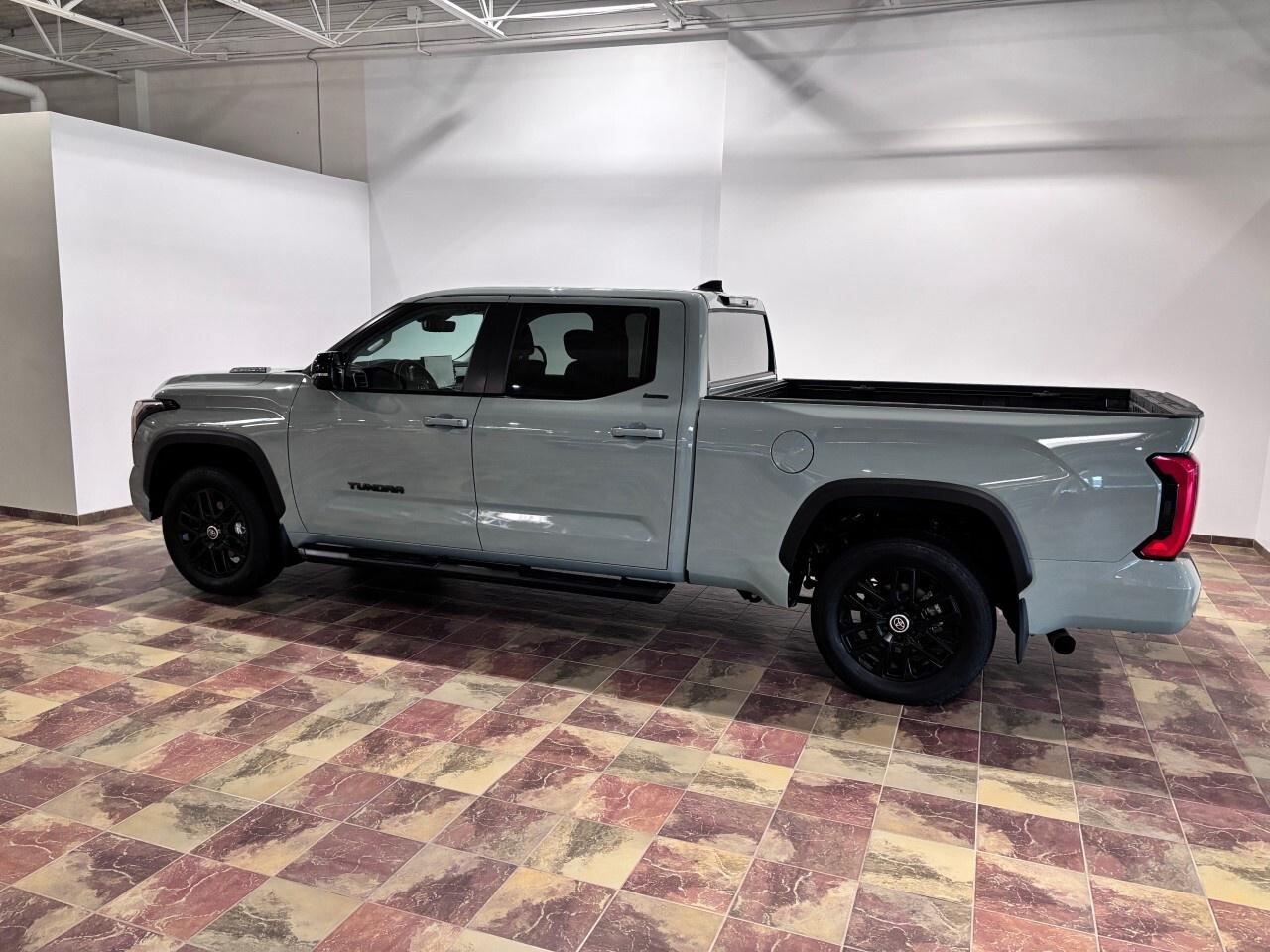 2024 Toyota Tundra 4x4 Crewmax Limited Hybrid Long Bed Photo