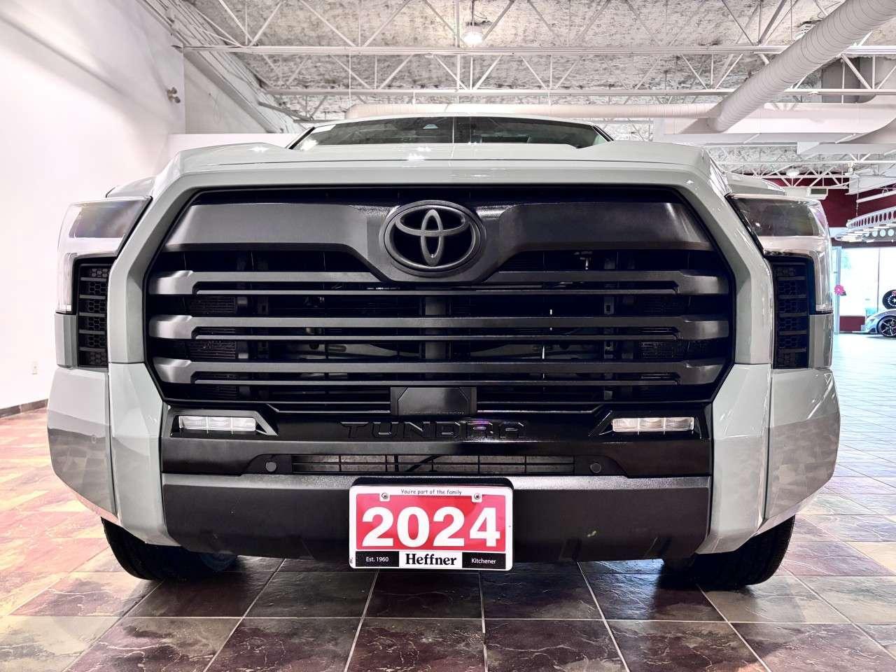 2024 Toyota Tundra 4x4 Crewmax Limited Hybrid Long Bed Photo3