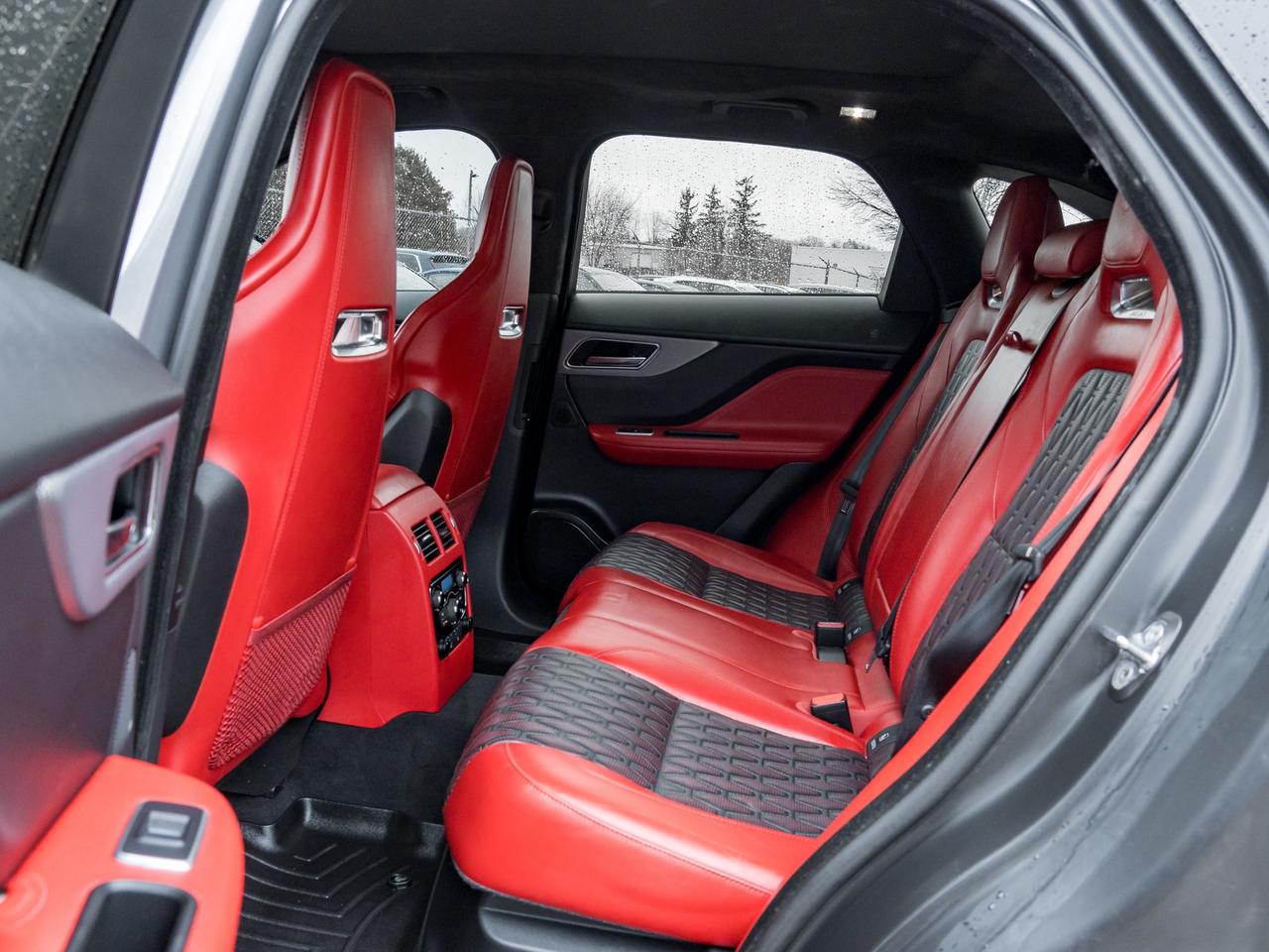 2020 Jaguar F-PACE SVR AWD   FINANCE AS LOW AS 6.49% Photo