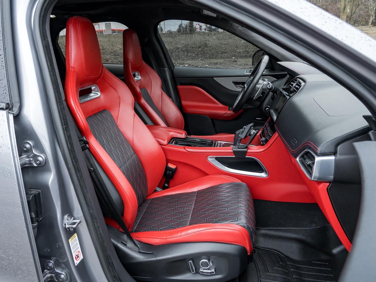 2020 Jaguar F-PACE SVR AWD   FINANCE AS LOW AS 6.49% Photo