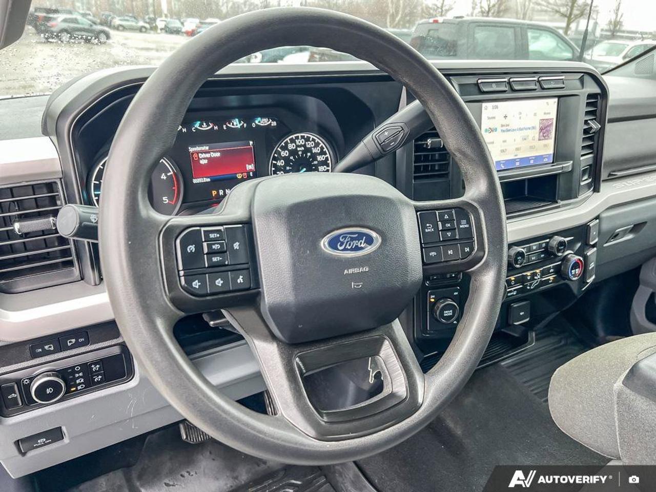 2024 Ford F-450 SUPER DUTY XLT   6.7 V8 DIESEL   REAR CAMERA Photo