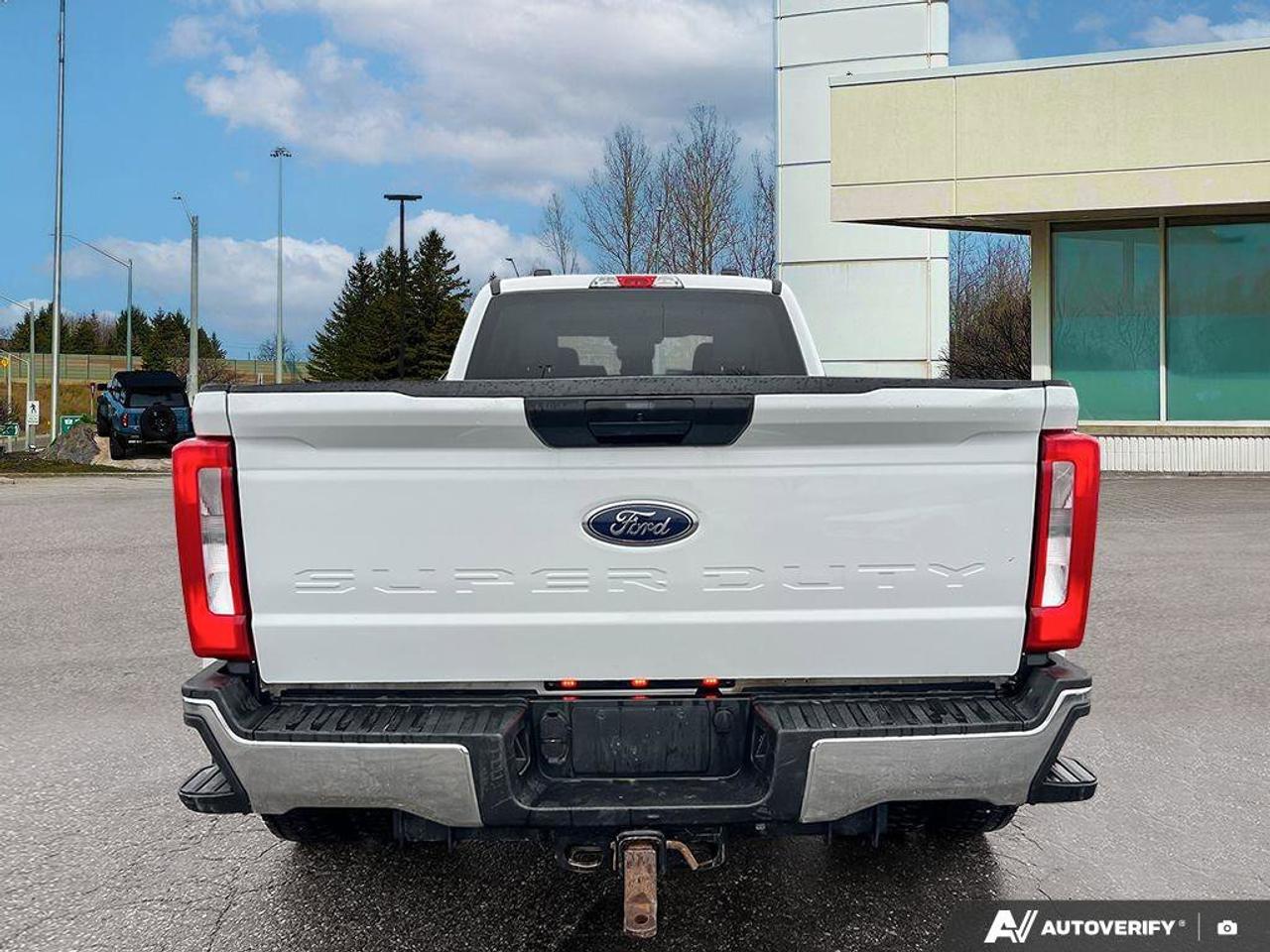 2024 Ford F-450 SUPER DUTY XLT   6.7 V8 DIESEL   REAR CAMERA Photo