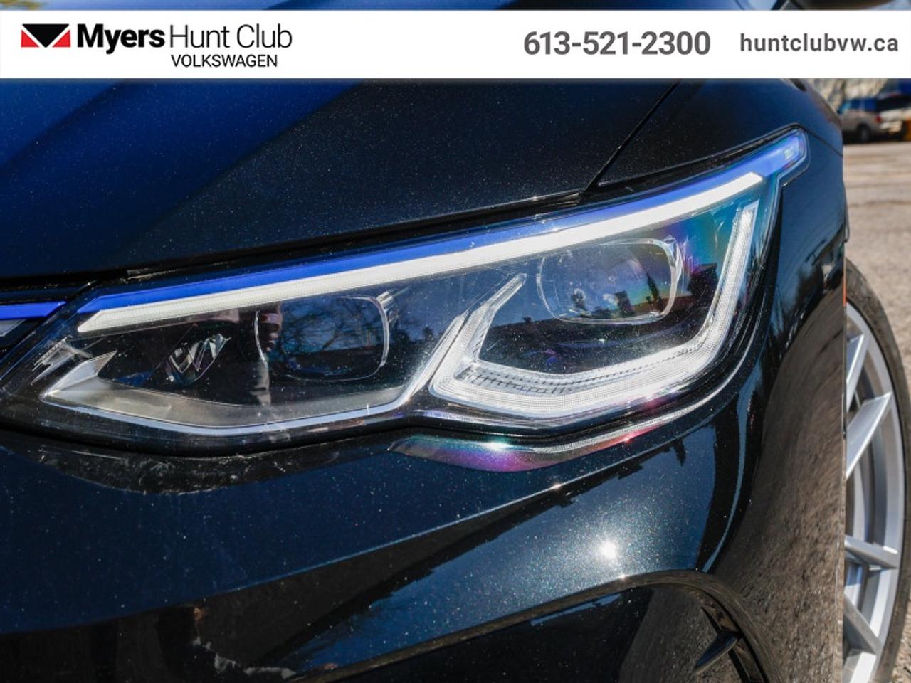 2024 Volkswagen Golf R DSG Photo