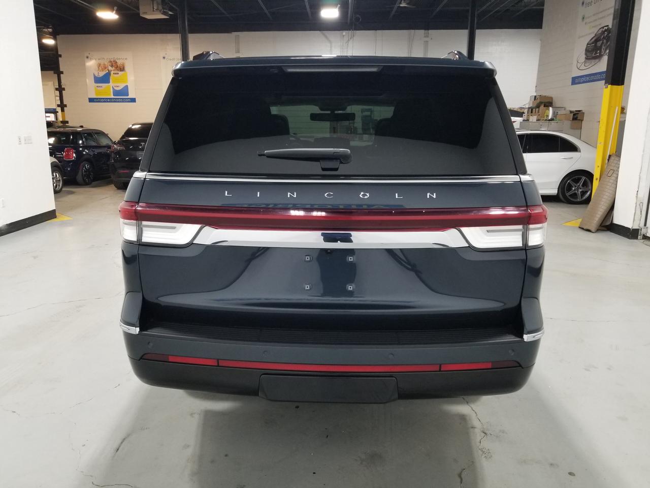 2022 Lincoln Navigator Reserve 4dr 4x4 Photo