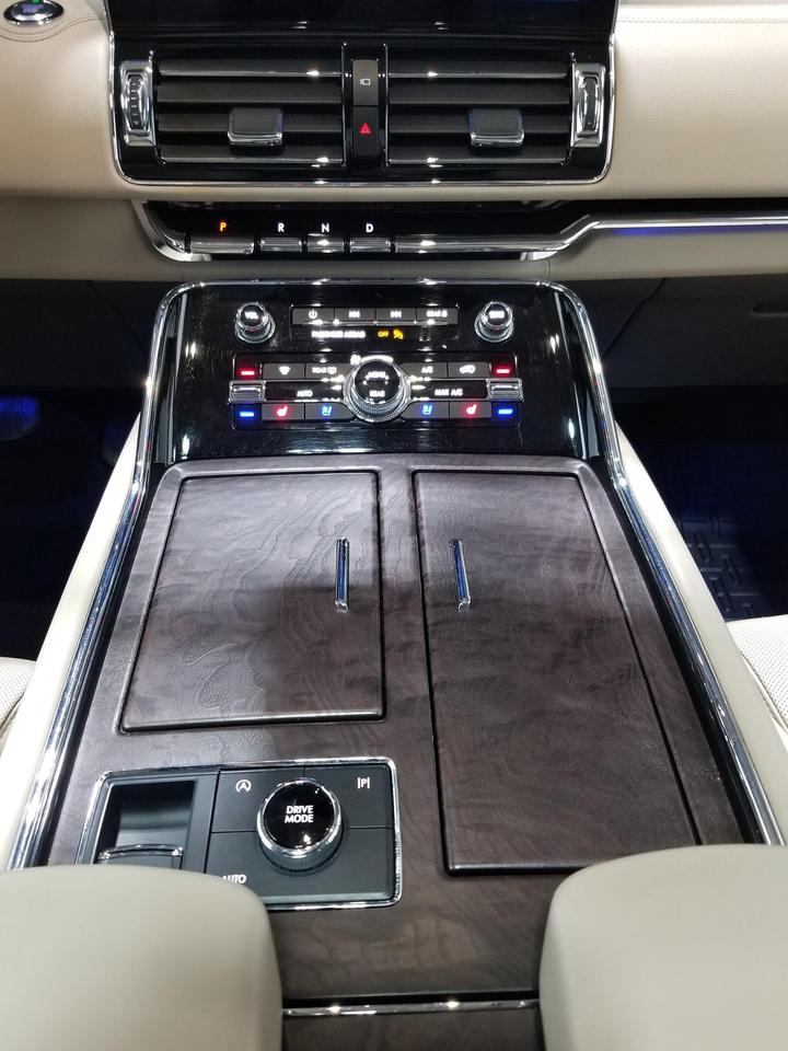 2022 Lincoln Navigator Reserve 4dr 4x4 Photo