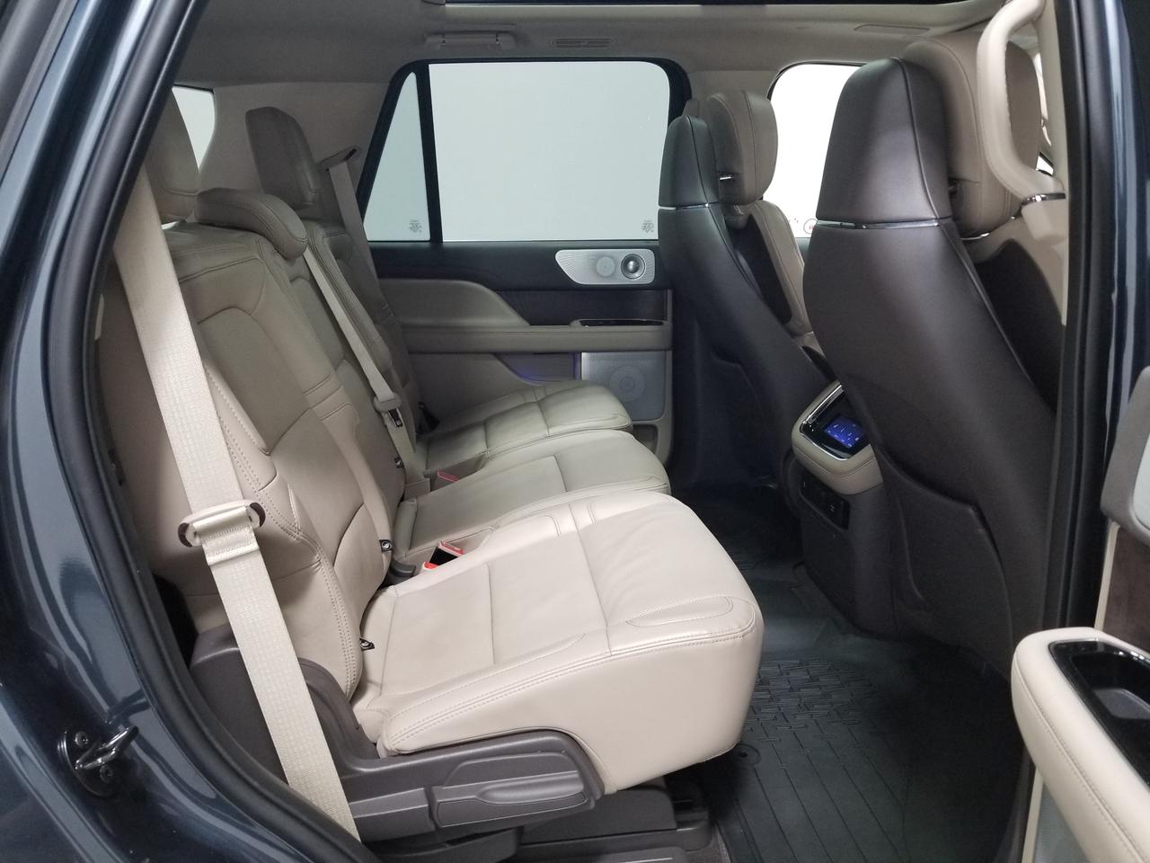 2022 Lincoln Navigator Reserve 4dr 4x4 Photo