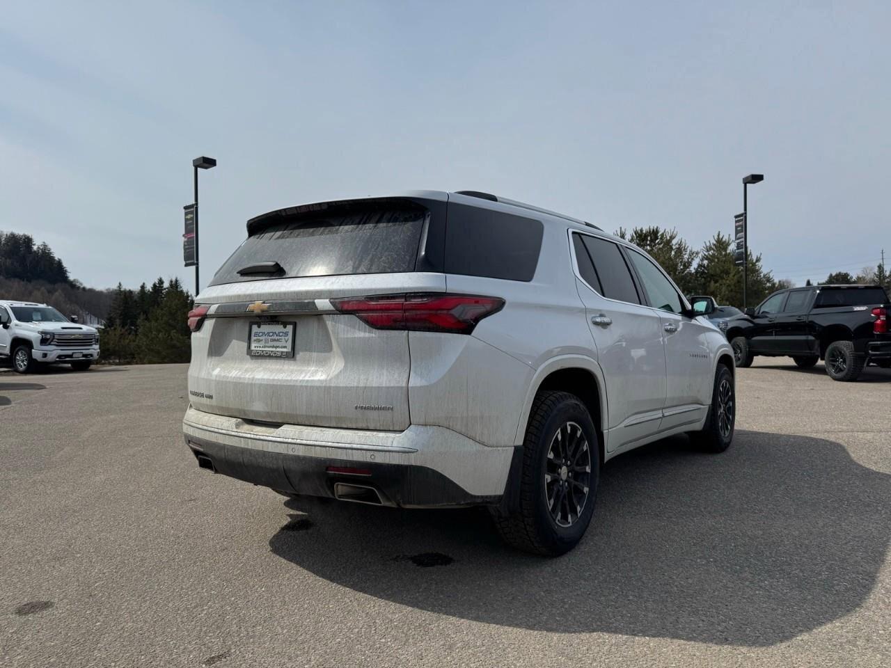 2023 Chevrolet Traverse AWD 4DR PREMIER Photo