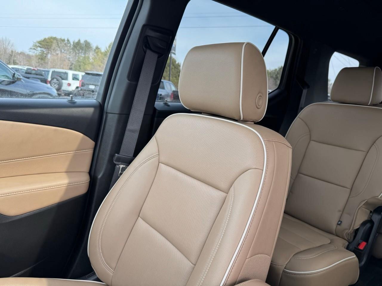 2023 Chevrolet Traverse AWD 4DR PREMIER Photo