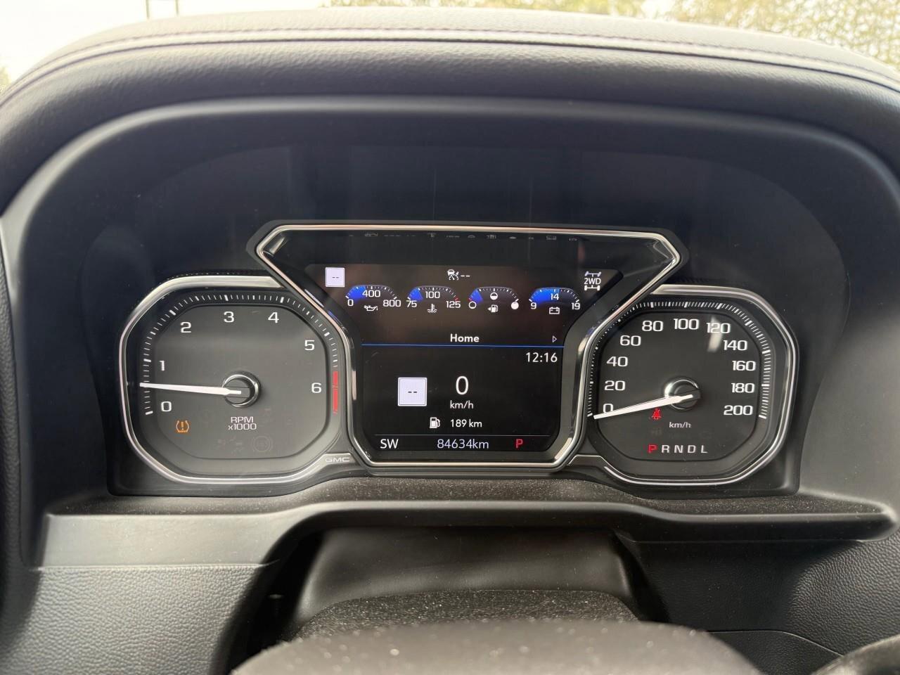 2022 GMC Sierra 1500 Limited 4WD Crew Cab 147  Denali Photo