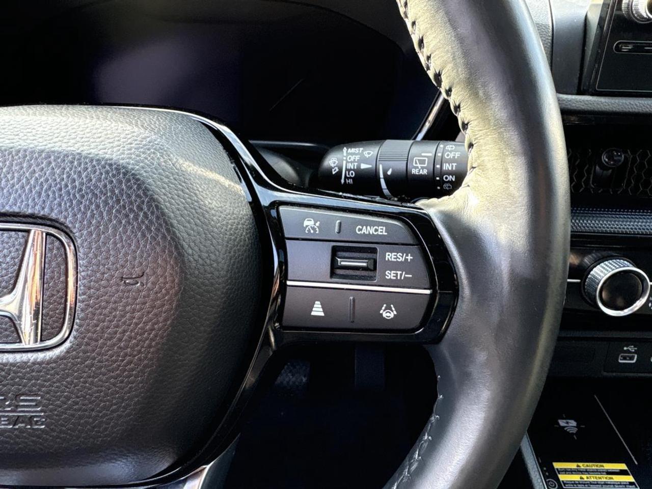 2023 Honda CR-V Ex-L AWD w/2 Sets of Tires Photo