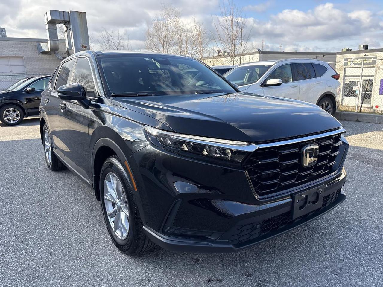 2023 Honda CR-V Ex-L AWD w/2 Sets of Tires Photo