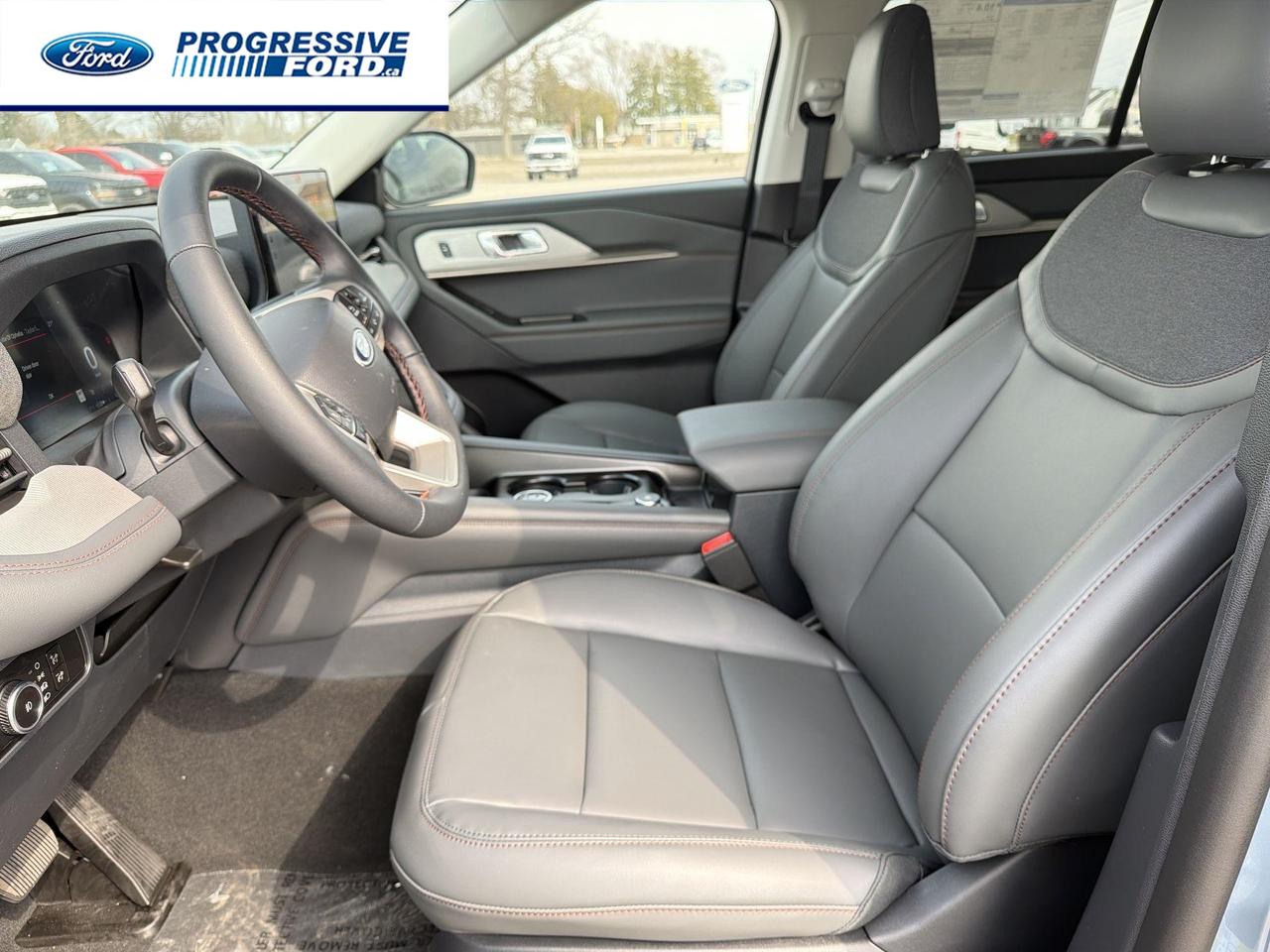 2026 Ford Explorer Active 4dr 4x4 Photo