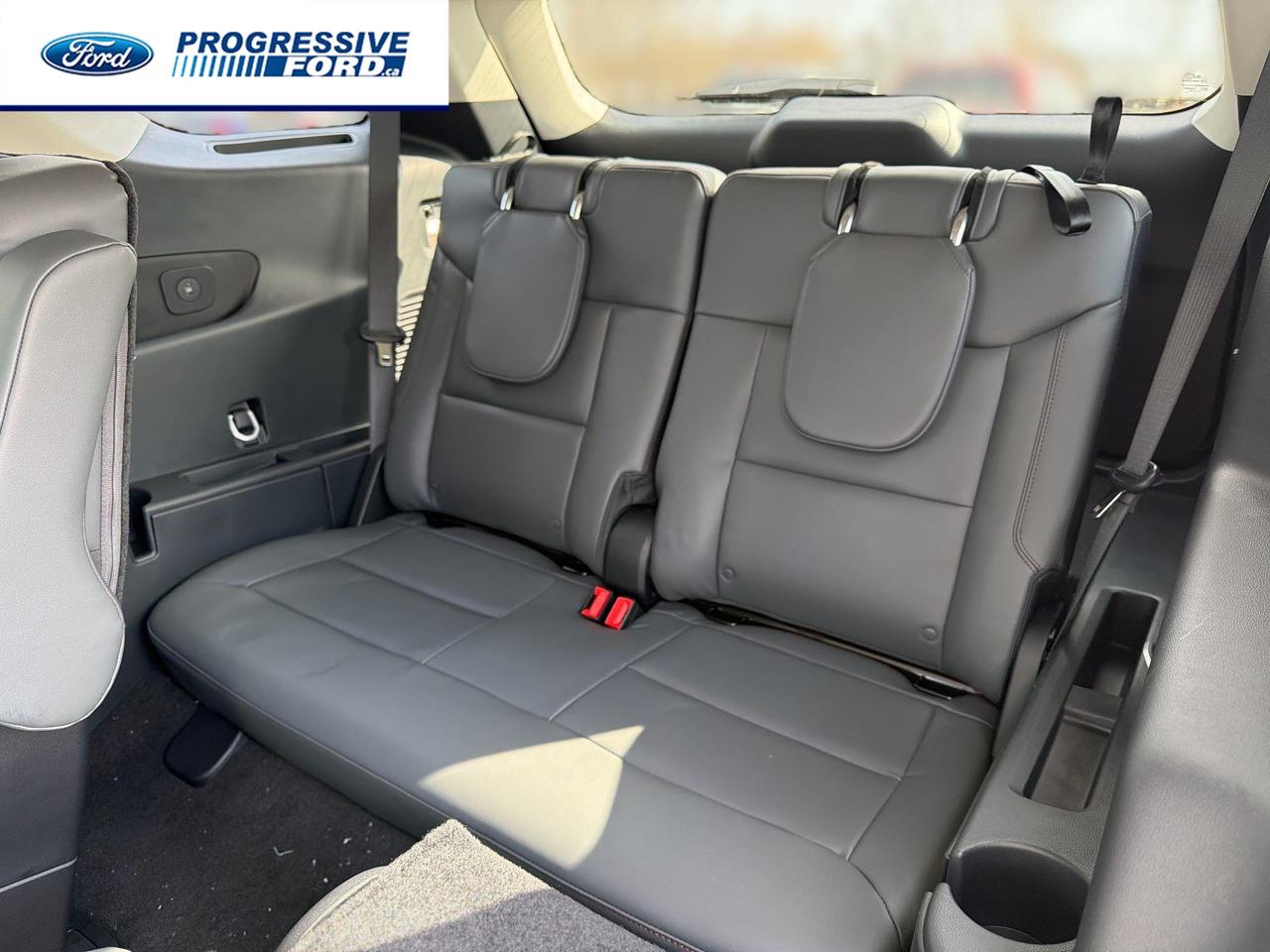 2026 Ford Explorer Active 4dr 4x4 Photo