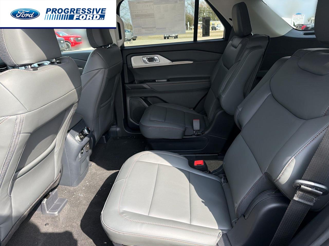 2026 Ford Explorer Active 4dr 4x4 Photo
