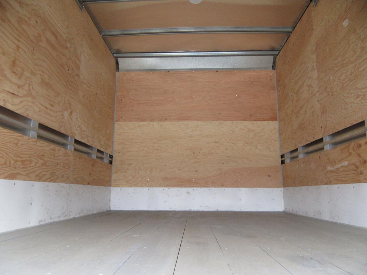 2023 Ford F-550 4X4 DIESEL CREW CAB NEW 12FT BOX Photo4