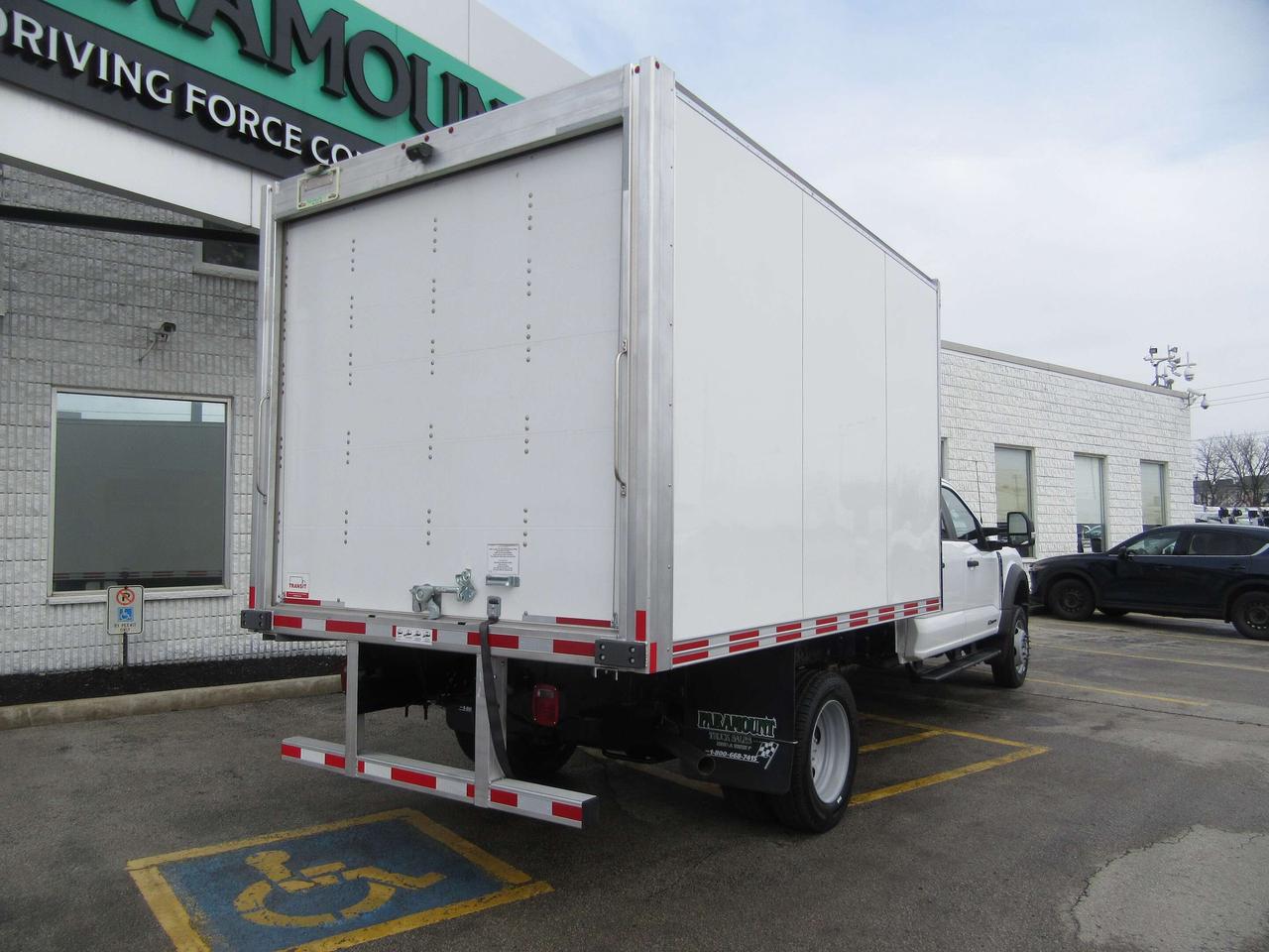 2023 Ford F-550 4X4 DIESEL CREW CAB NEW 12FT ALUMINUM BOX Photo2