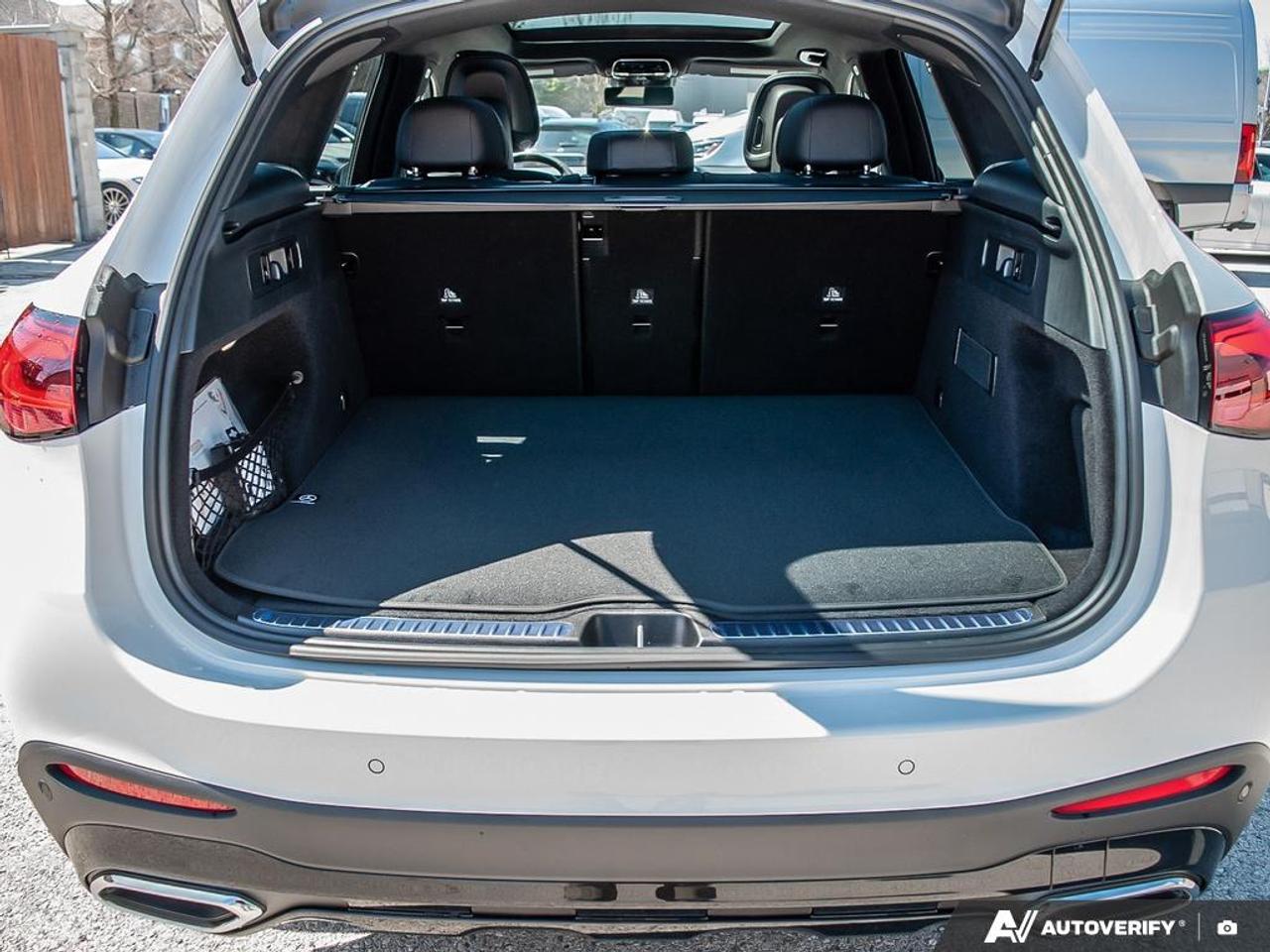 2026 Mercedes-Benz GLC 300 Base GLC 300 4dr All-Wheel Drive 4MATIC Photo
