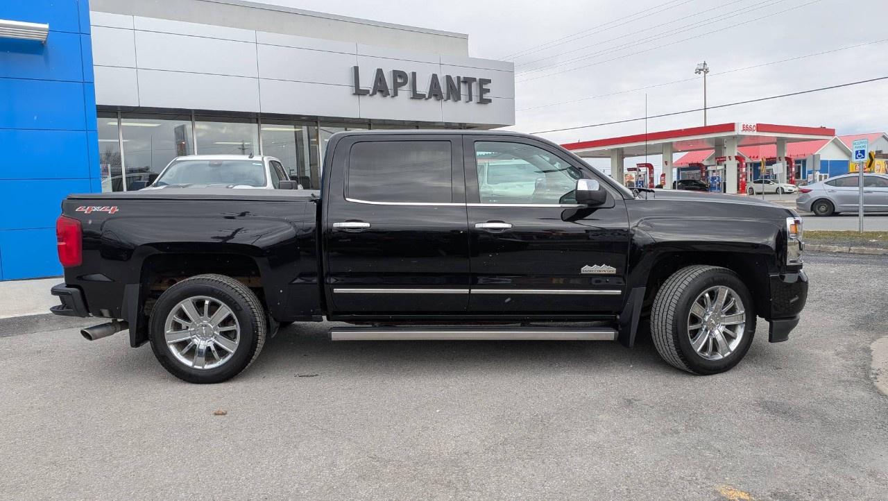 2017 Chevrolet Silverado 1500 Crew Cab Short Box 4-Wheel Drive High Country Photo