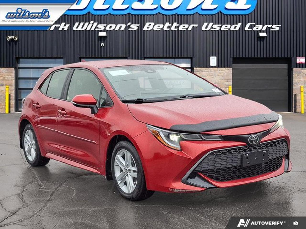 2019 Toyota Corolla Hatchback SE | Heated Seats | Bluetooth | Rear Camera | Alloy Wheels | and More ! Photo
