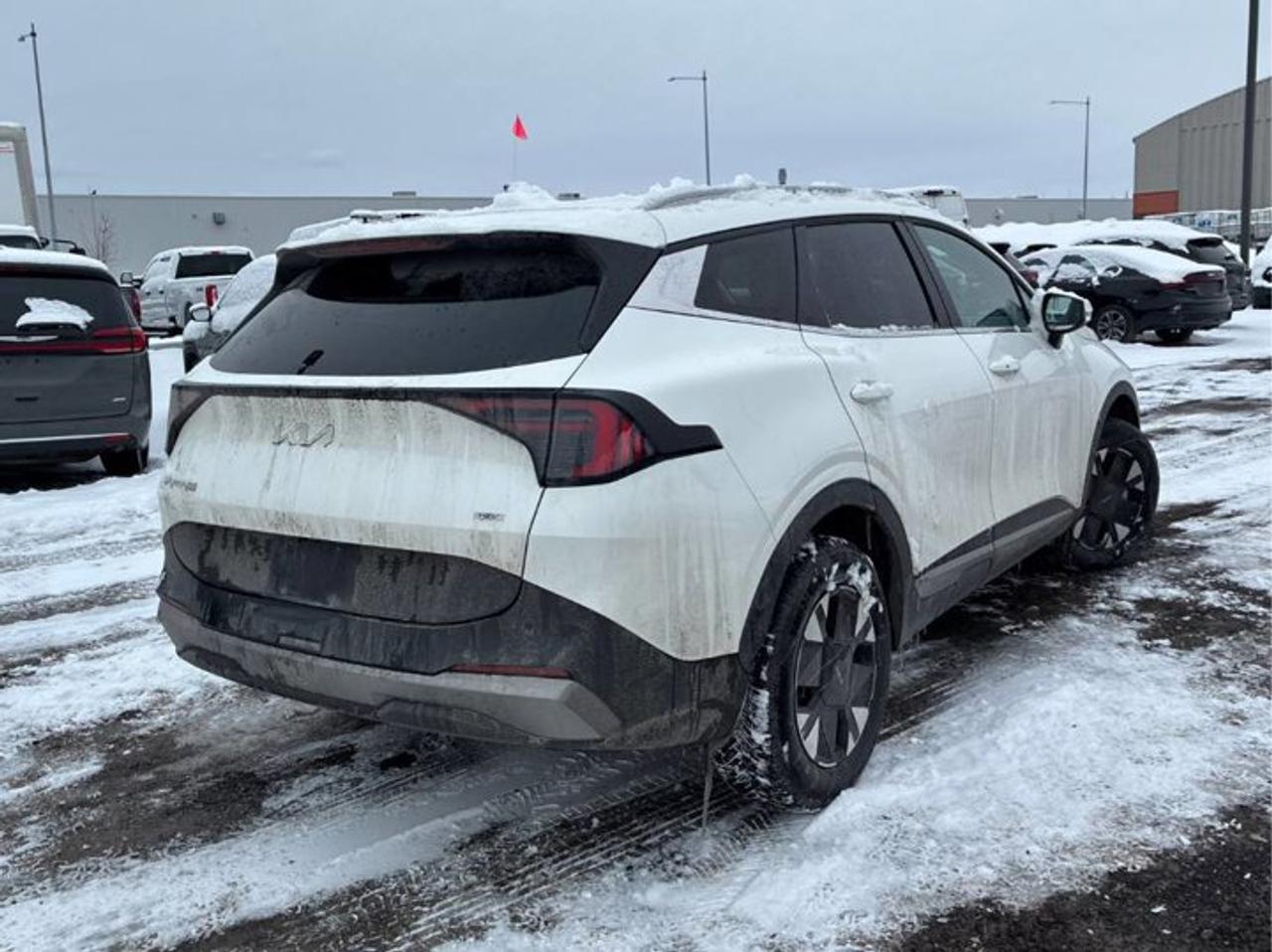 2026 Kia Sportage Hybrid EX AWD | Leather | Heated Seats + Steering | Remote Start | Smart Cruise | Lane Keep | and More ! Photo