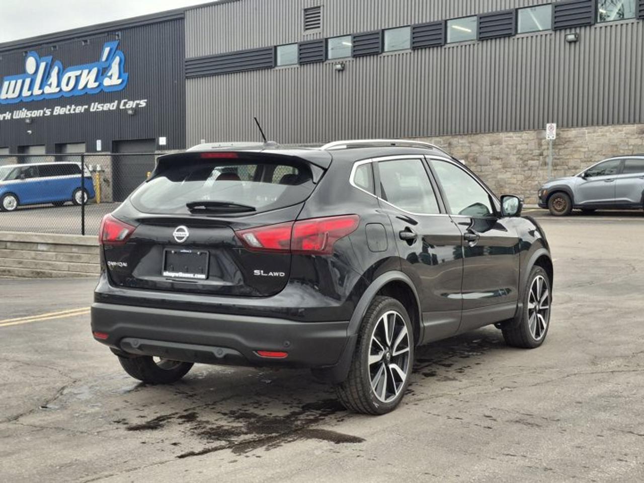 2019 Nissan Qashqai SL AWD | Leather | Heated Seats + Steering | Remote Start | BSM | Adaptive Cruise | and More ! Photo