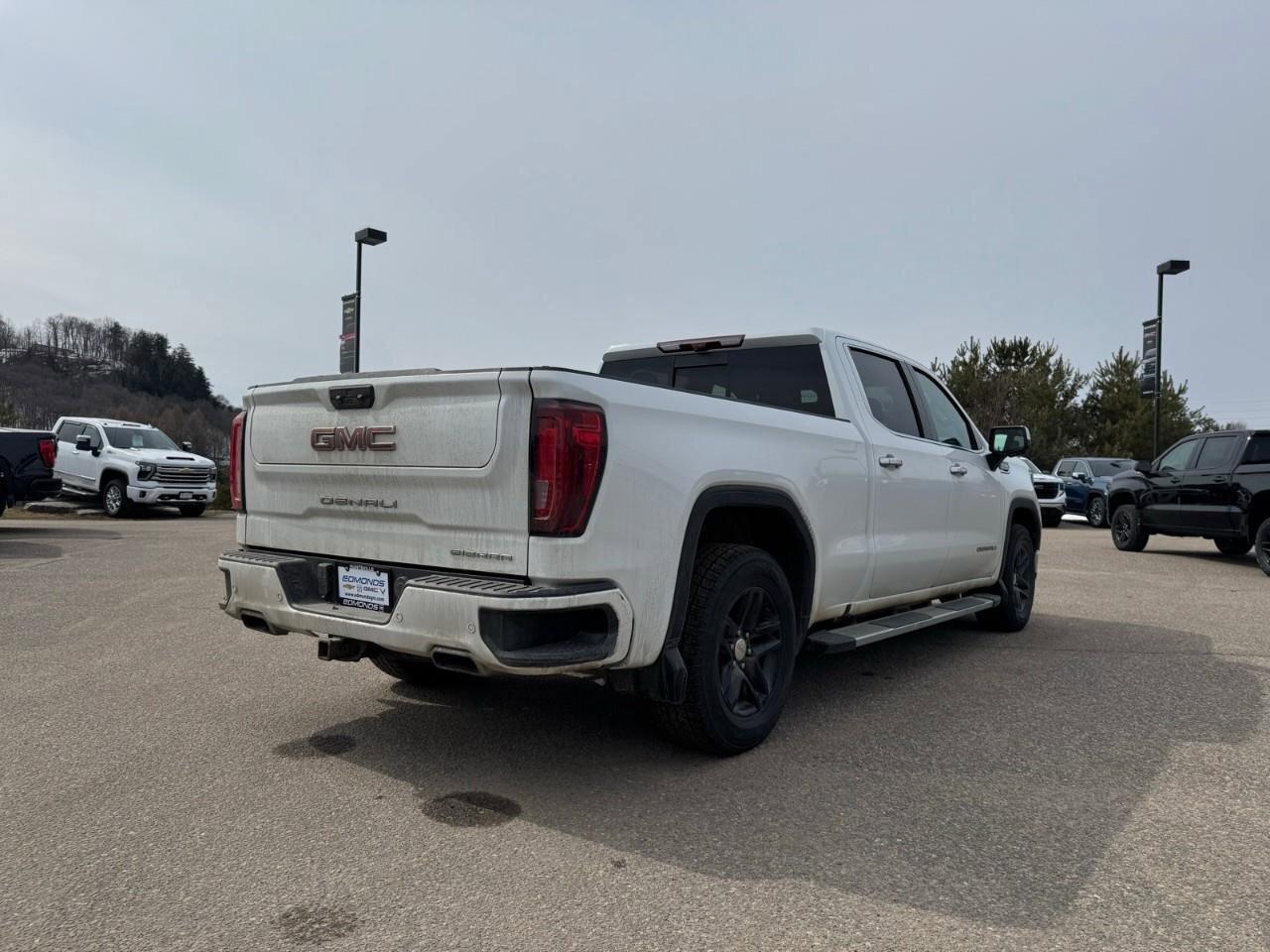 2023 GMC Sierra 1500 DenaliOne Owner   Trailer Brake Controller   Remot Photo