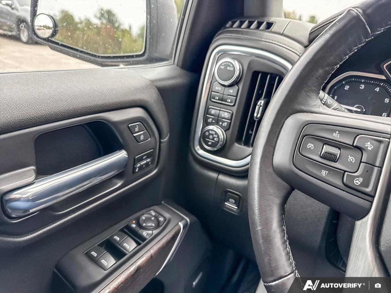 2022 GMC Sierra 1500 Limited Denali WINTER WHEELS AND TIRES. RUNNING BOARDS, TO Photo
