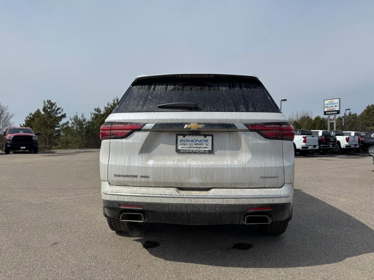 2023 Chevrolet Traverse PremierRemote Start   Sunroof   Heated + Vented Se Photo