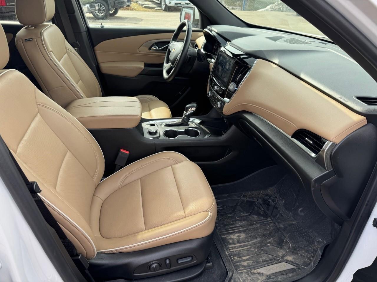 2023 Chevrolet Traverse PremierRemote Start   Sunroof   Heated + Vented Se Photo