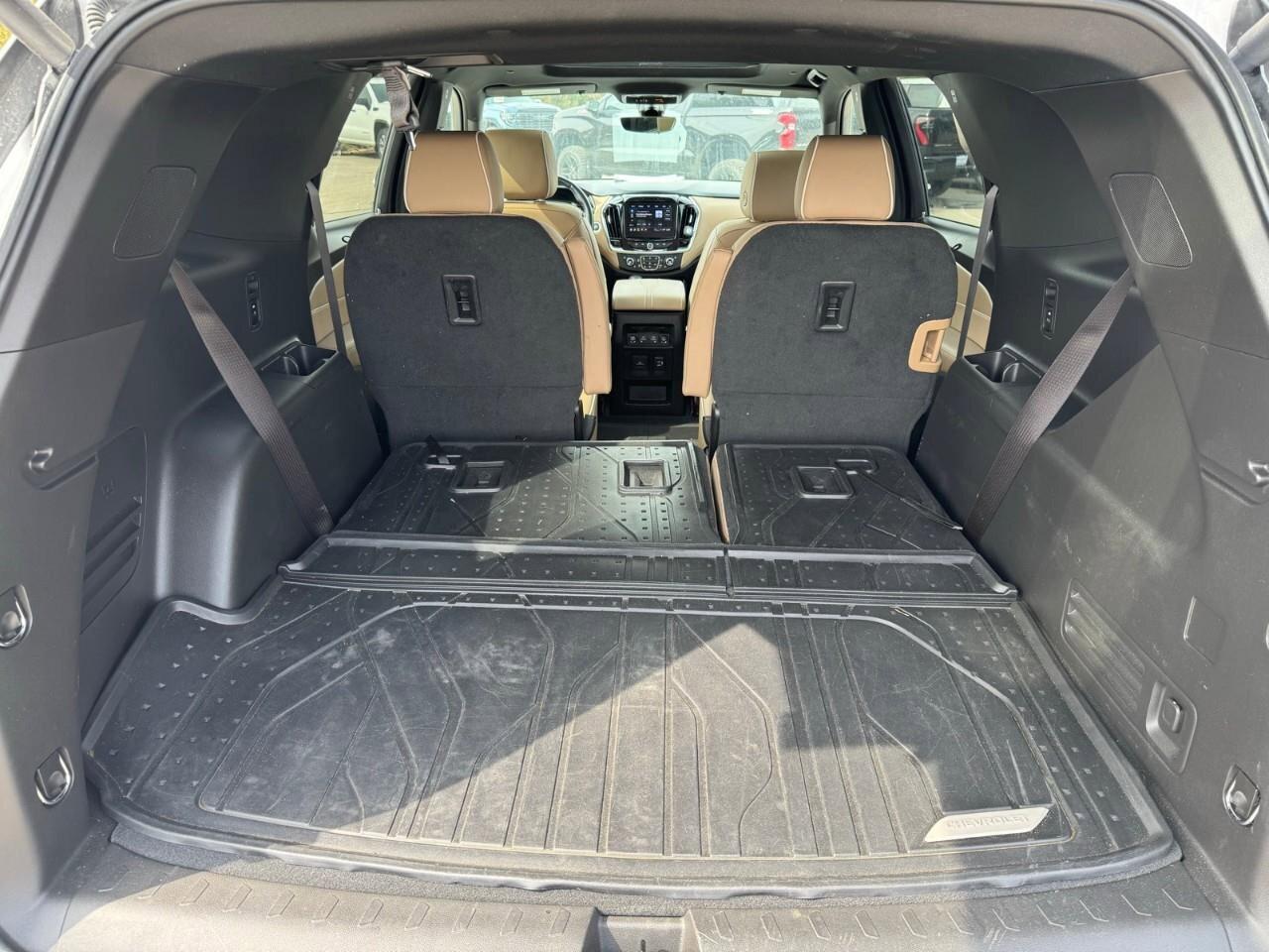 2023 Chevrolet Traverse PremierRemote Start   Sunroof   Heated + Vented Se Photo