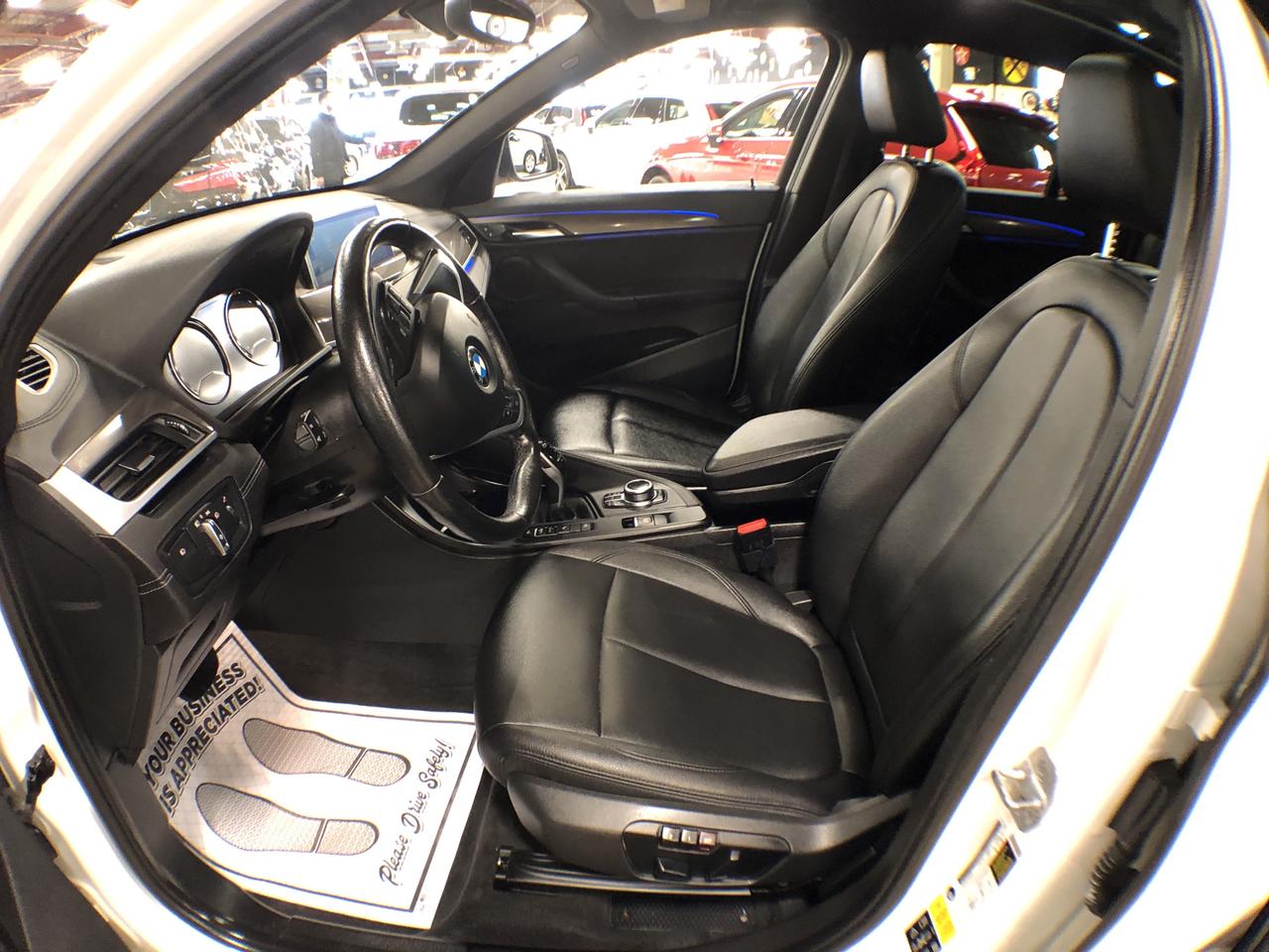 2020 BMW X1 XDRIVE LEATHER PAN/ROOF NAV B/SPOT L/ASSIST CAMERA Photo