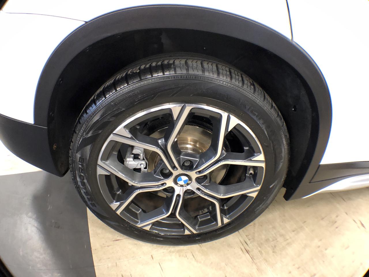 2020 BMW X1 XDRIVE LEATHER PAN/ROOF NAV B/SPOT L/ASSIST CAMERA Photo