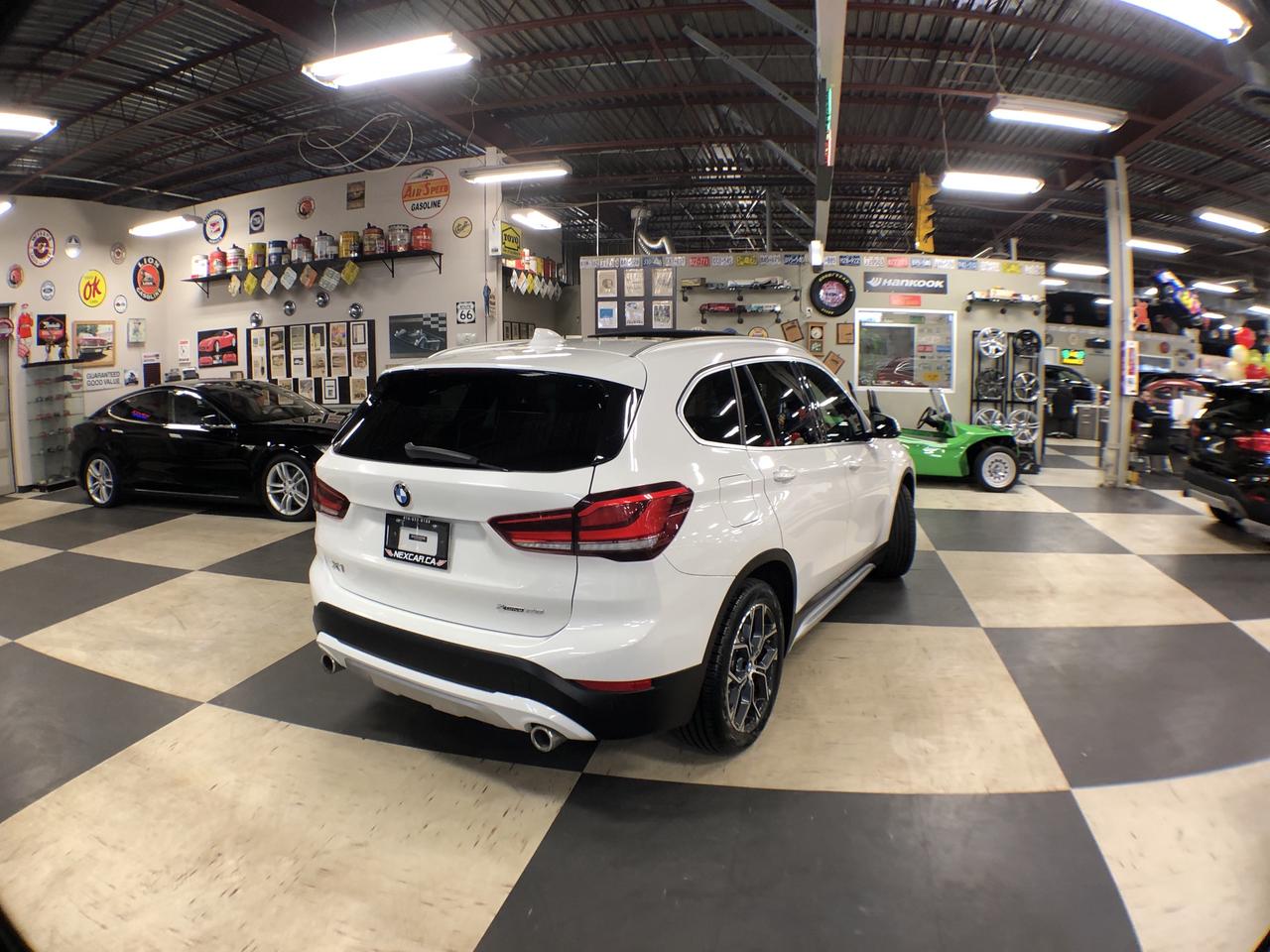 2020 BMW X1 XDRIVE LEATHER PAN/ROOF NAV B/SPOT L/ASSIST CAMERA Photo